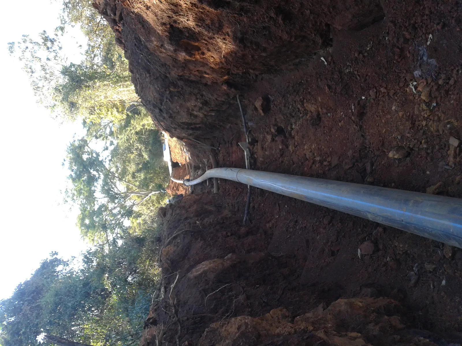 Tubulação de PEAD instalada para condução de lodo do Rio Paraopeba em Brumadinho MG